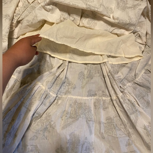 En Saison Cream and Green Printed Maxi Dress - Picture 5 of 7